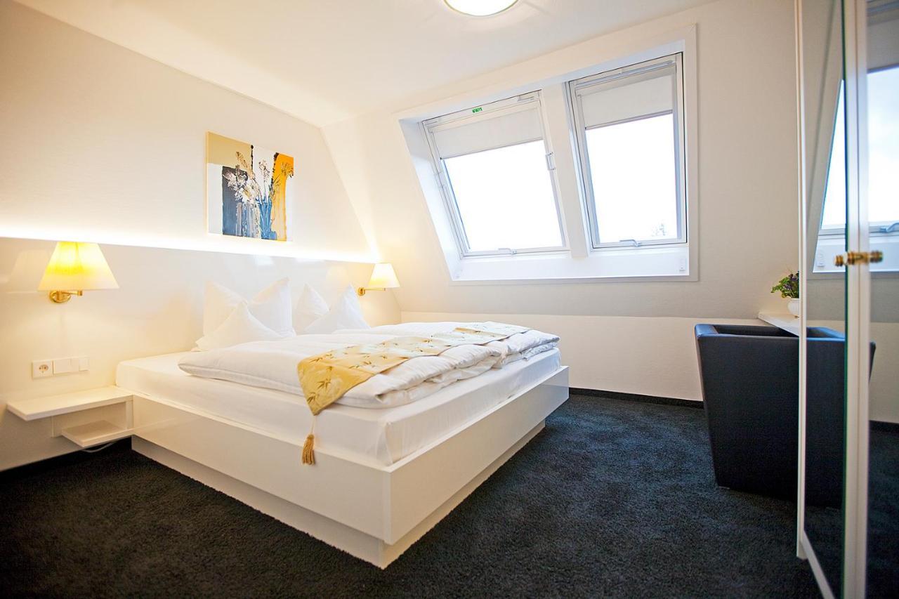 Hotel Krone Ohg Герлинген Номер фото